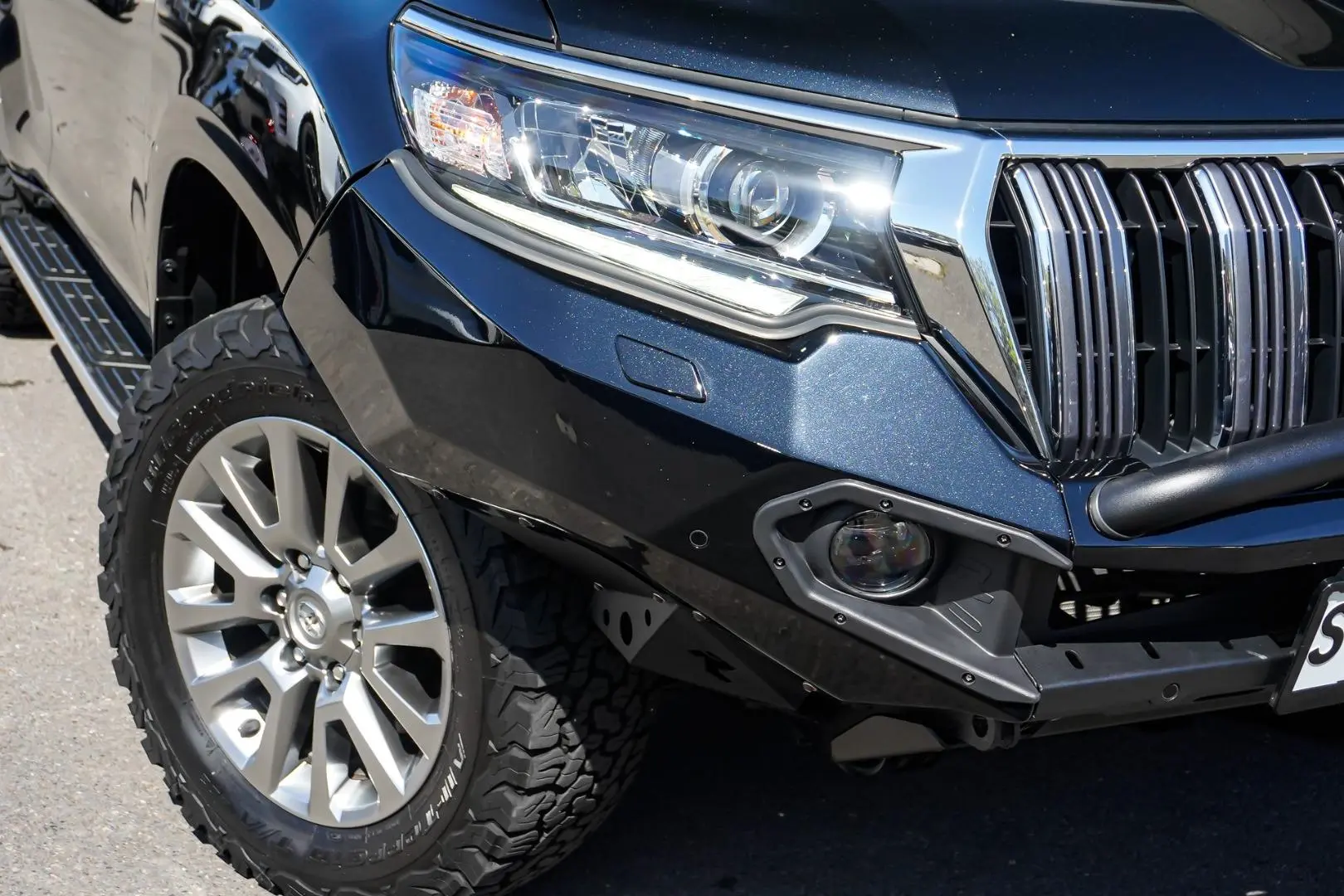 2021 Toyota Landcruiser Prado Gallery Image 14