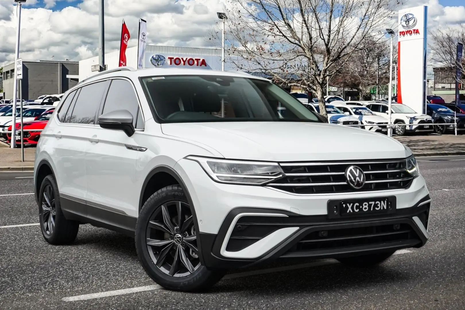 2022 Volkswagen Tiguan Image