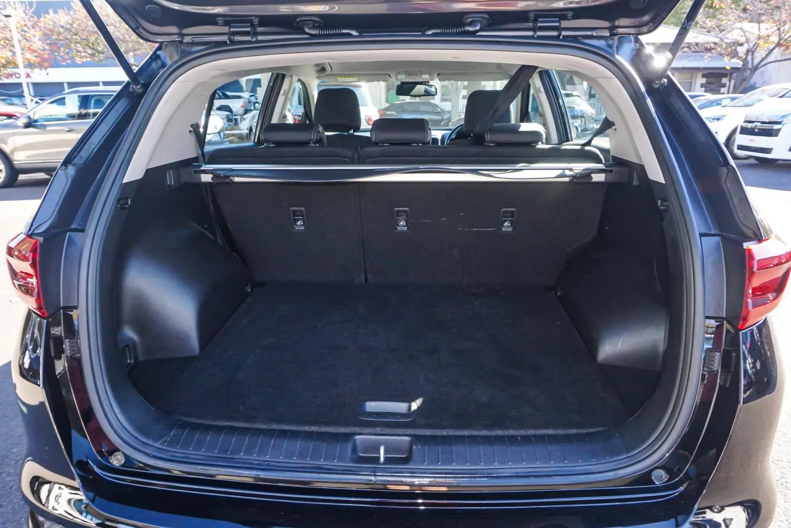 2020 Kia Sportage Gallery Image 10