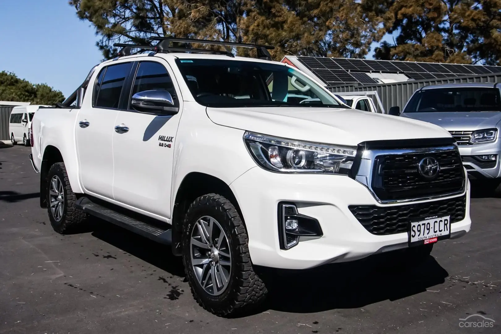 2020 Toyota Hilux Image 1