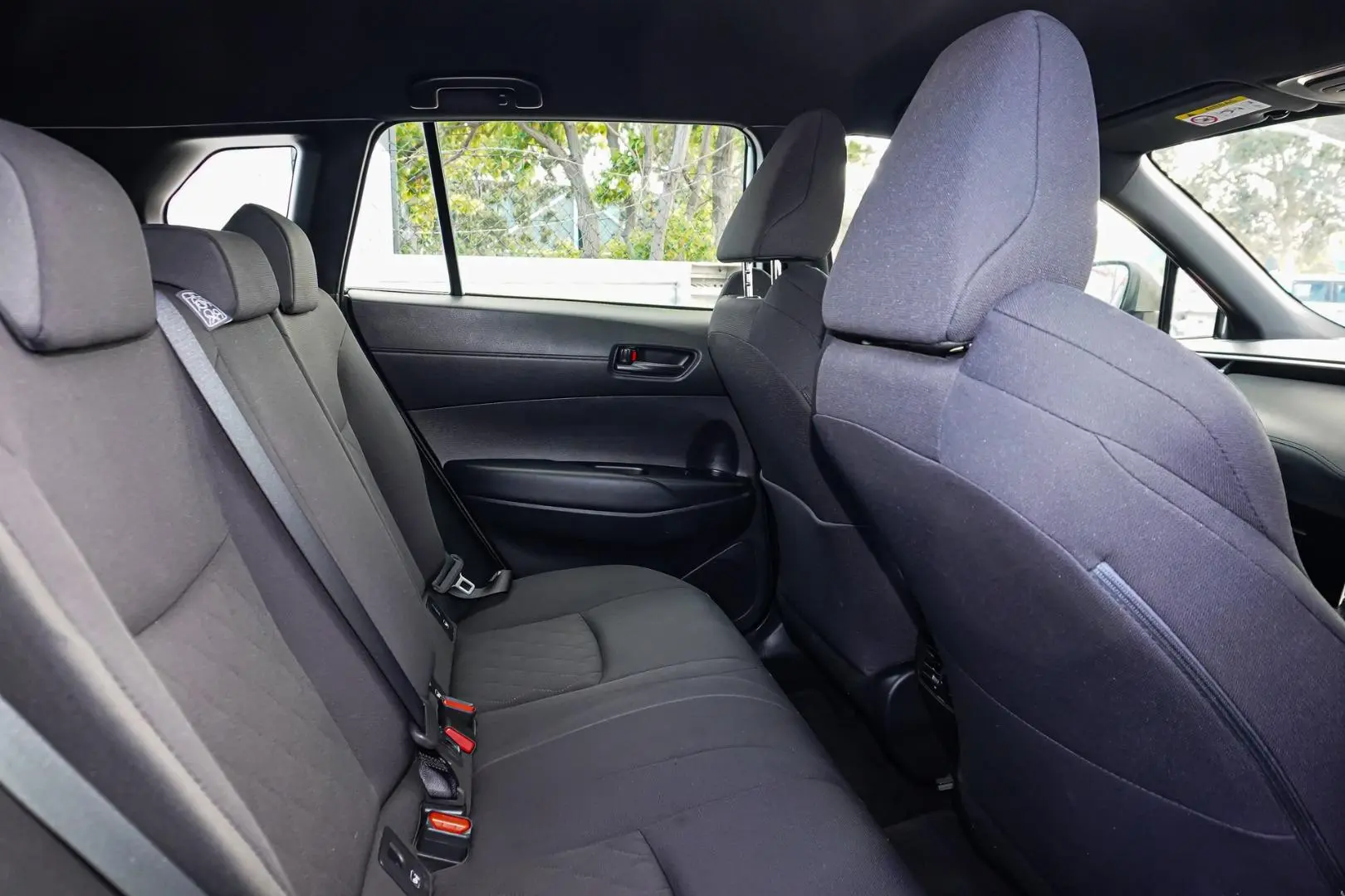 2023 Toyota Corolla Cross Gallery Image 8