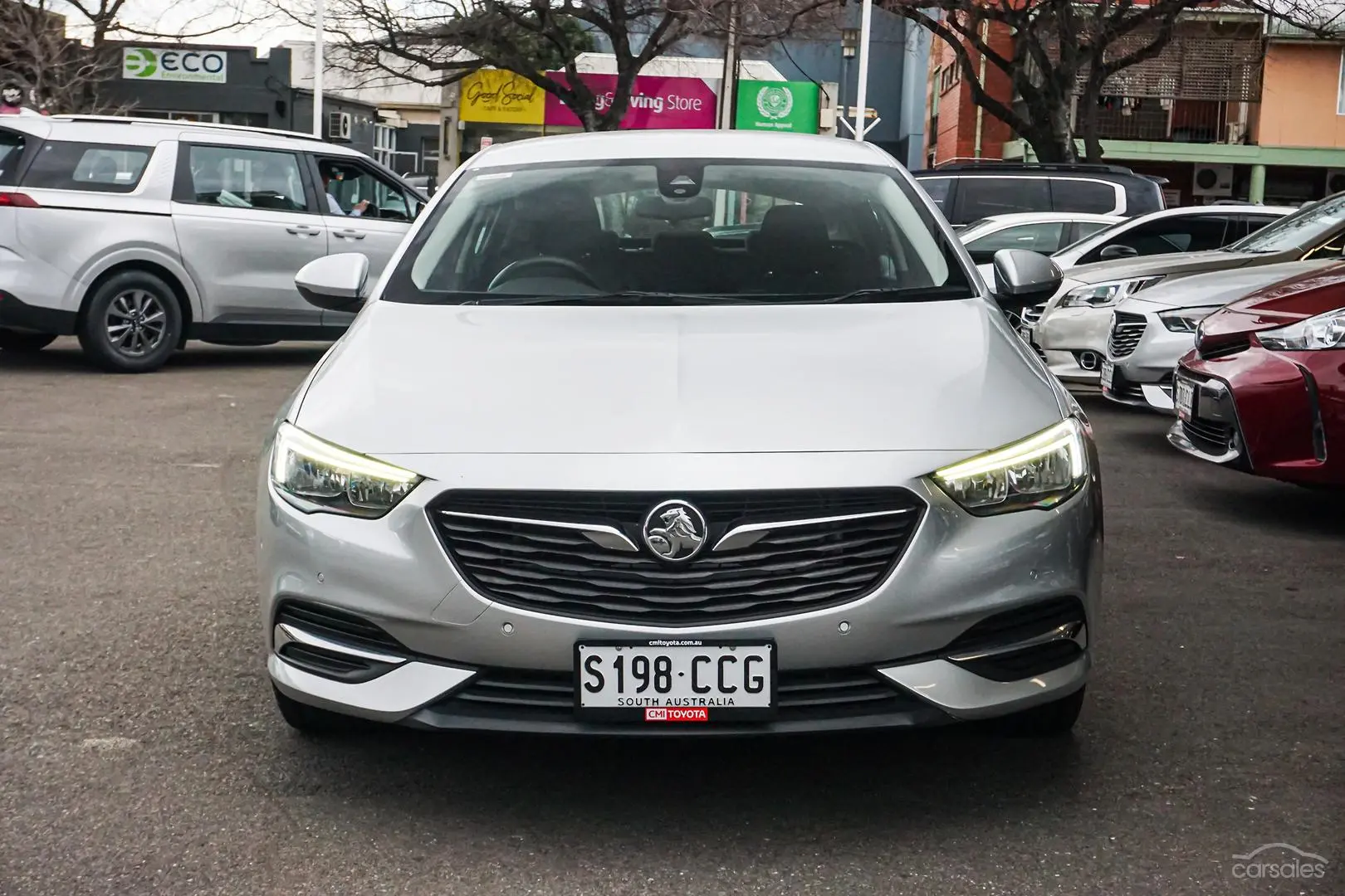 2018 Holden Commodore Image 5