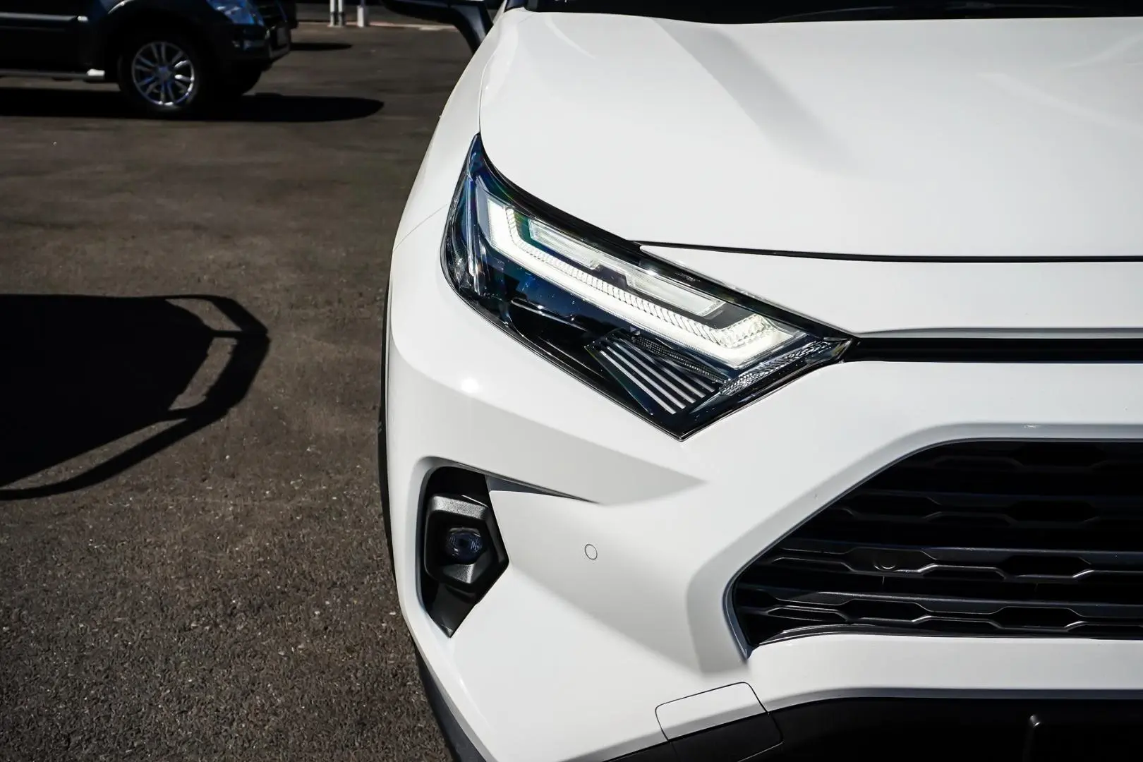 2022 Toyota RAV4 Gallery Image 13