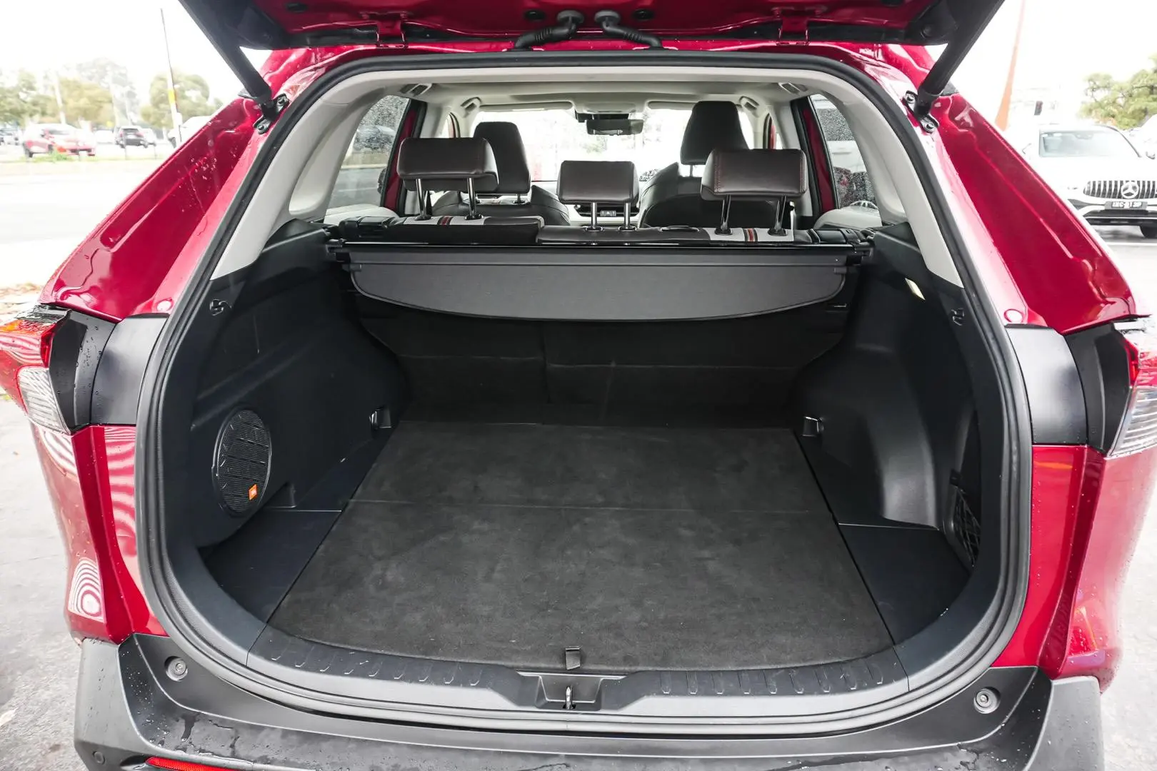 2021 Toyota RAV4 Gallery Image 11