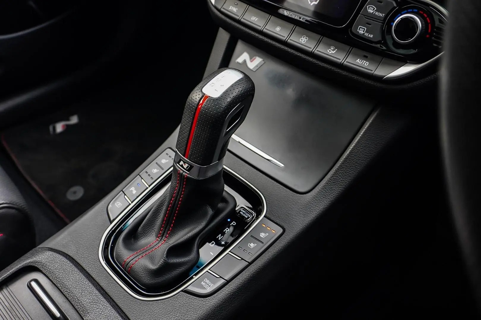 2022 Hyundai i30 Gallery Image 19