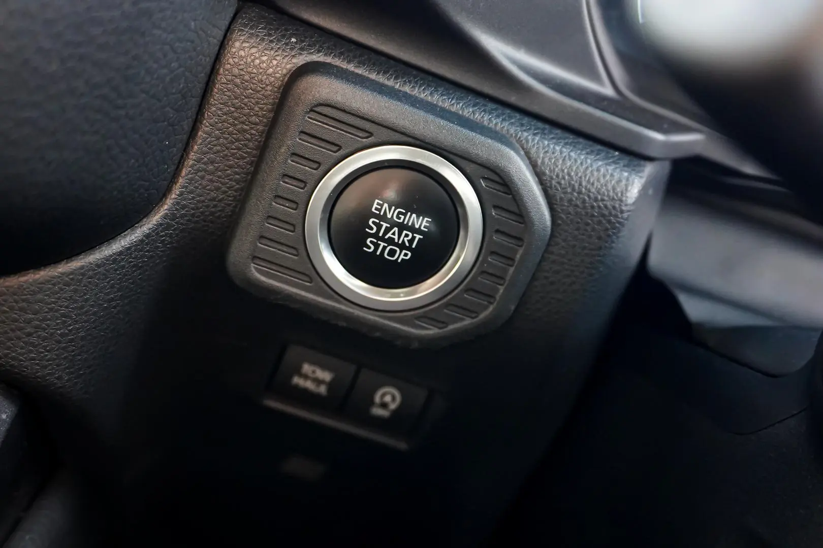 2024 Toyota Landcruiser Prado Gallery Image 25