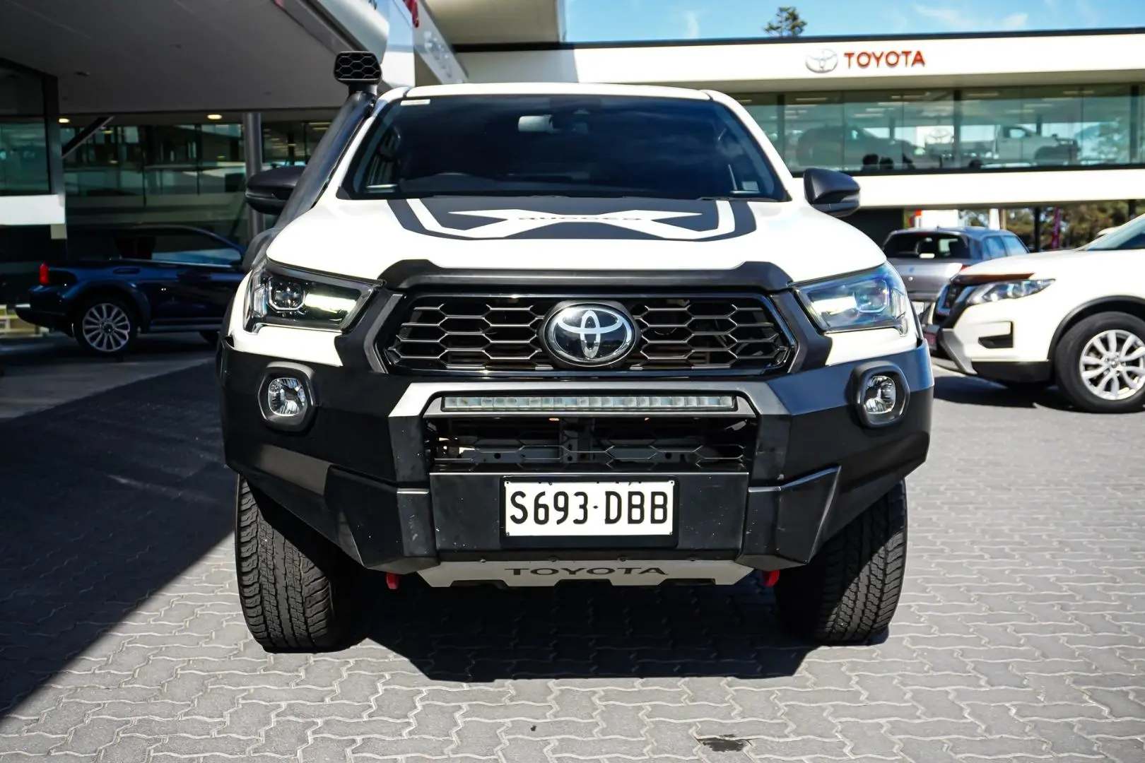 2021 Toyota Hilux Gallery Image 5