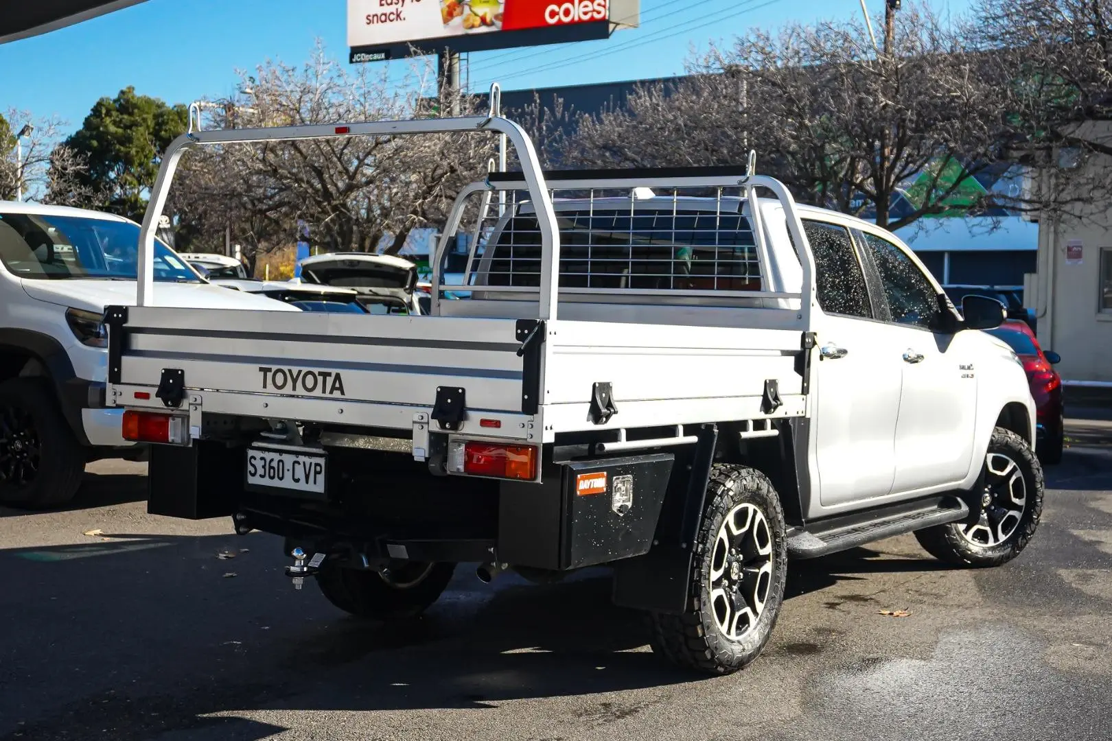 2023 Toyota Hilux Gallery Image 3