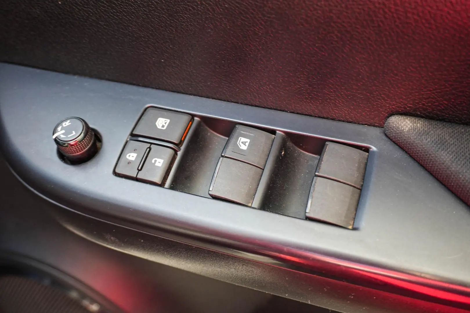 2023 Toyota Hilux Gallery Image 16