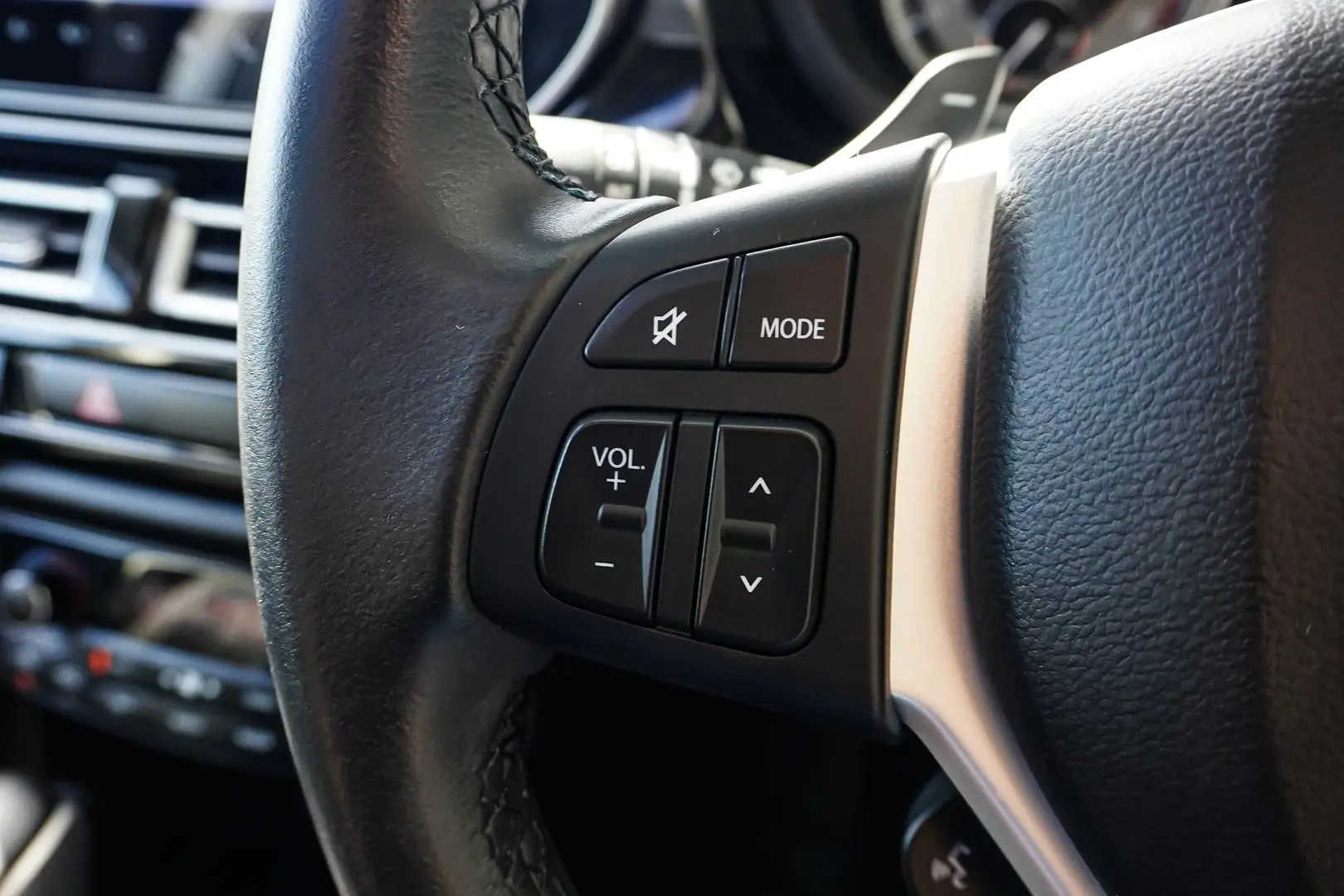 2023 Suzuki S-Cross Gallery Image 21