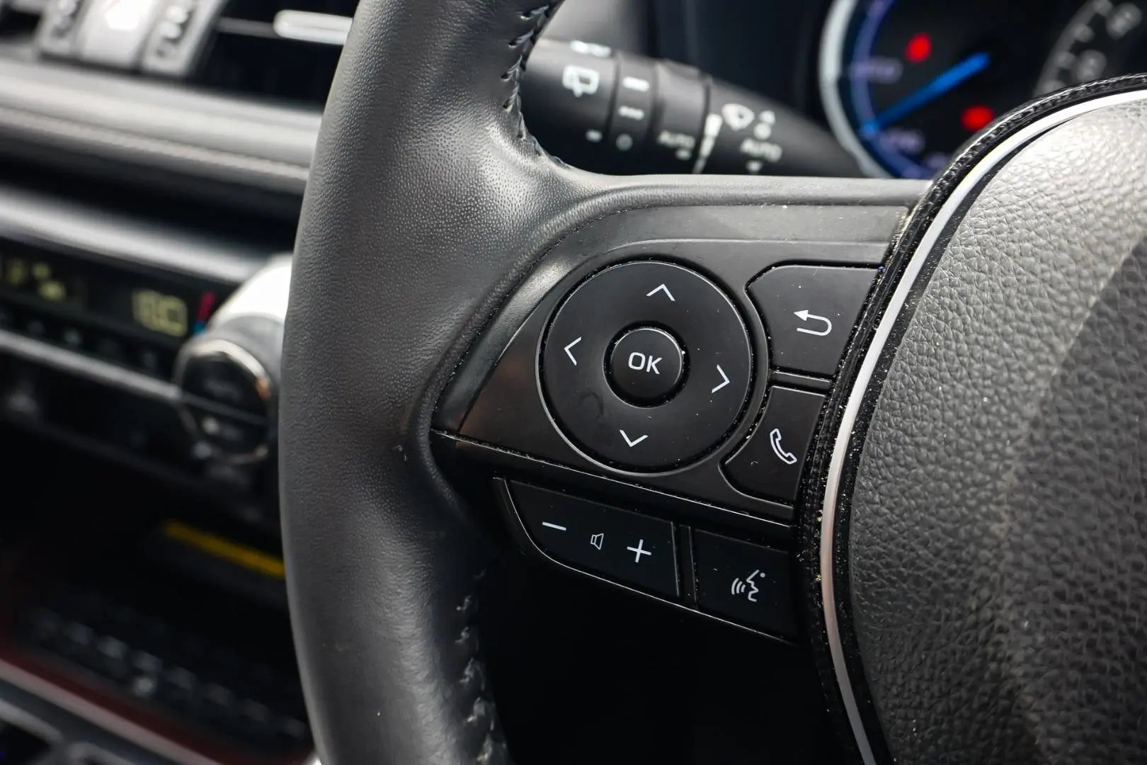 2020 Toyota RAV4 Gallery Image 21