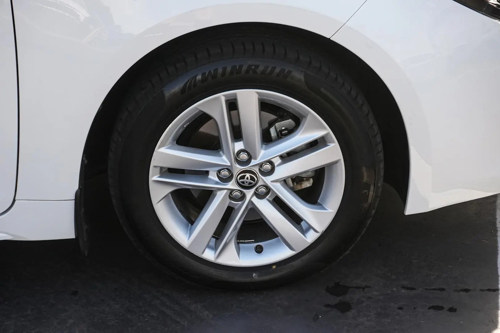 2019 Toyota Corolla Gallery Image 10