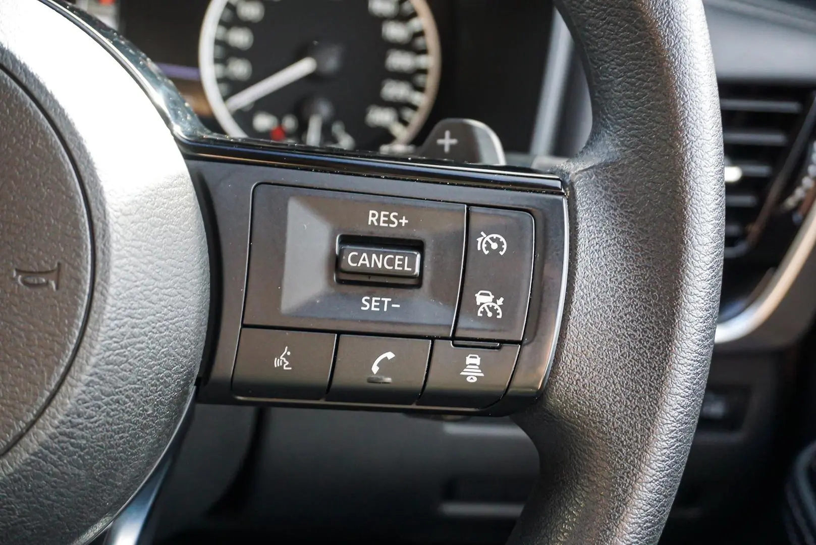 2022 Nissan X-TRAIL Gallery Image 20