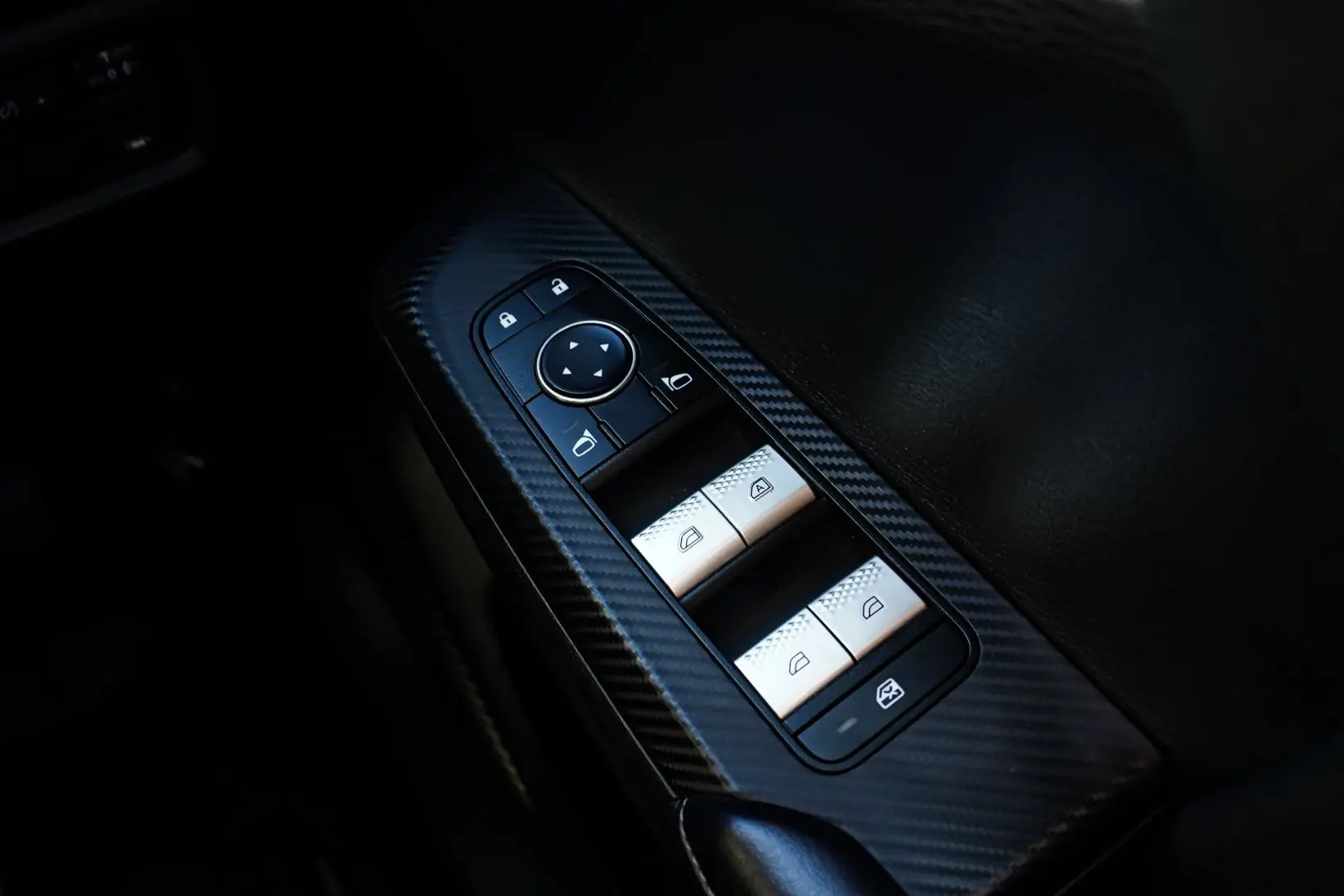 2023 Mitsubishi Outlander Gallery Image 21