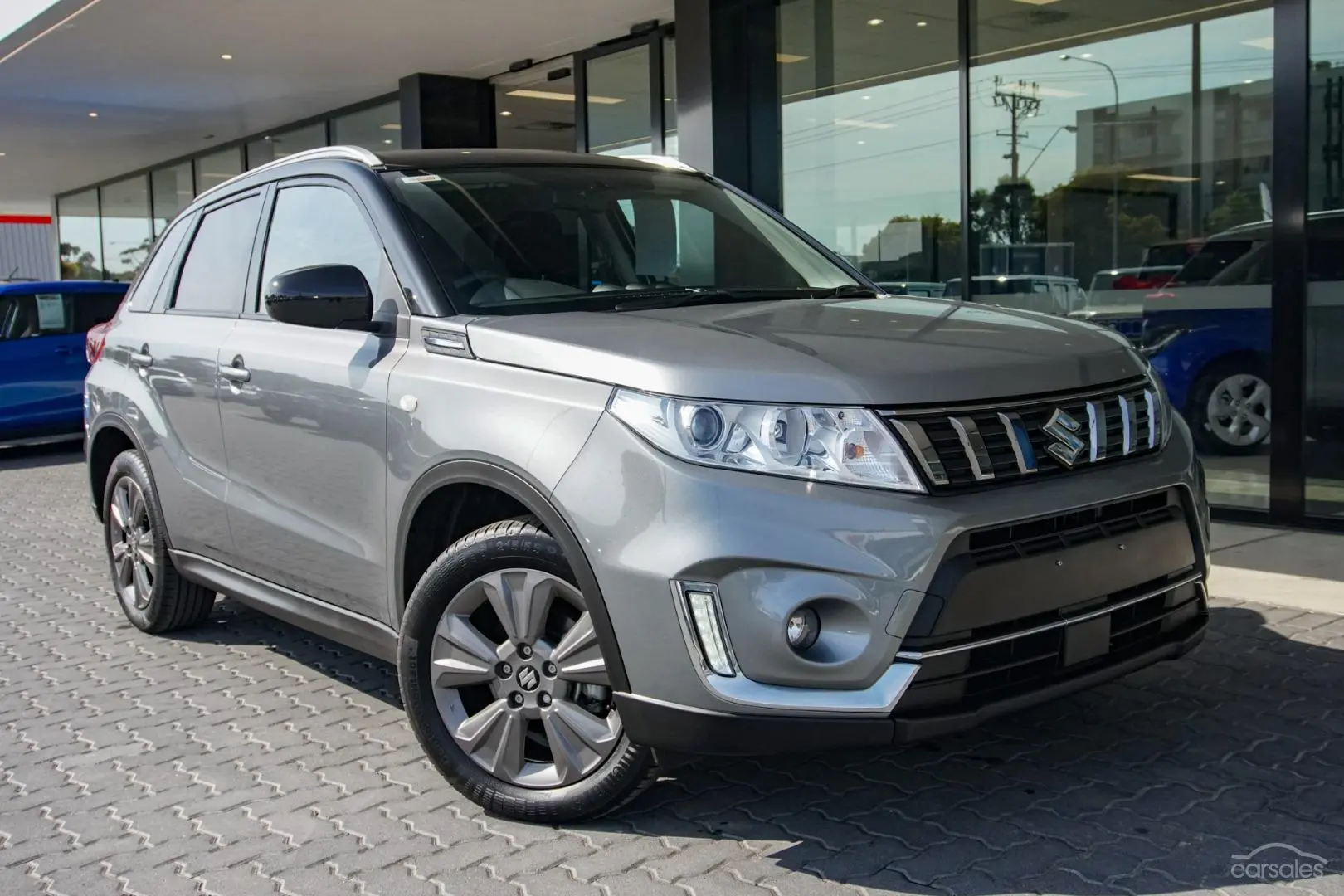 2022 Suzuki Vitara Image 1