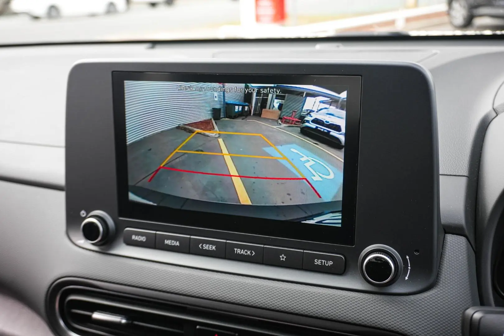 2023 Hyundai Kona Gallery Image 22