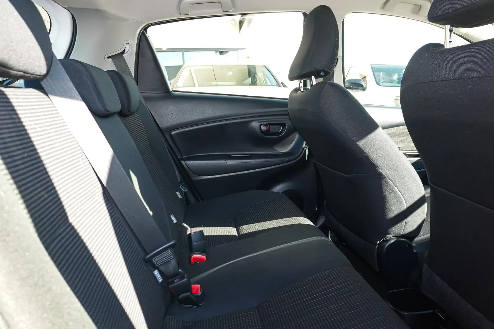2019 Toyota Yaris Gallery Image 8