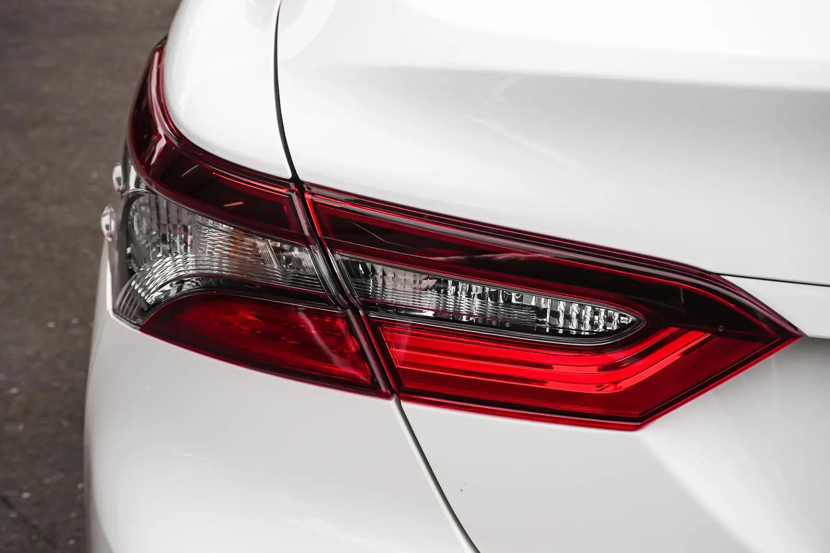 2024 Toyota Camry Gallery Image 7