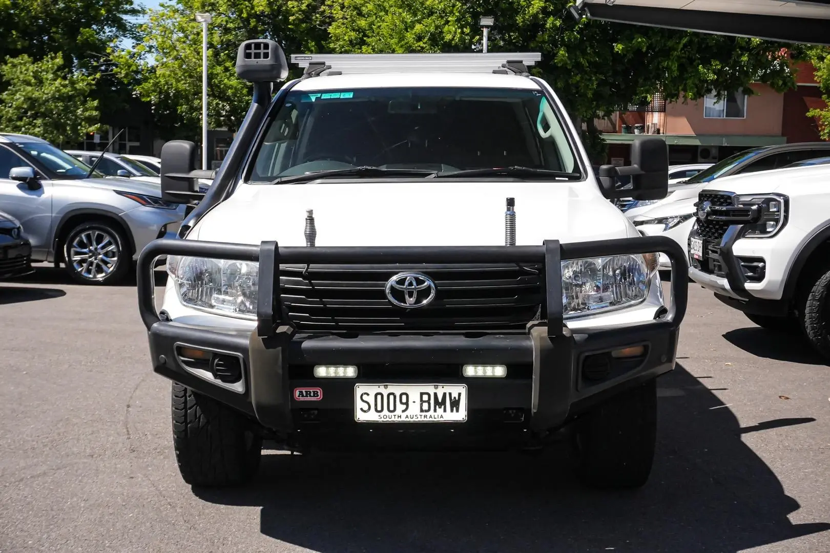2012 Toyota Landcruiser Gallery Image 7