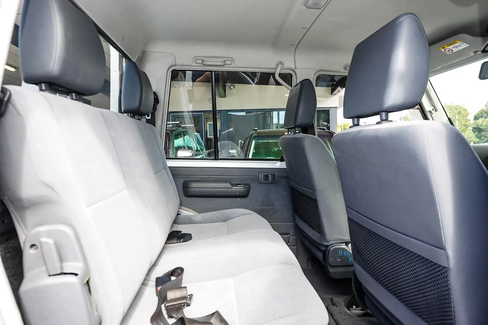 2017 Toyota Landcruiser Gallery Image 7