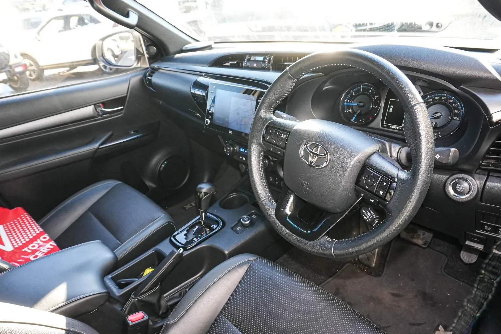 2024 Toyota Hilux Gallery Image 7