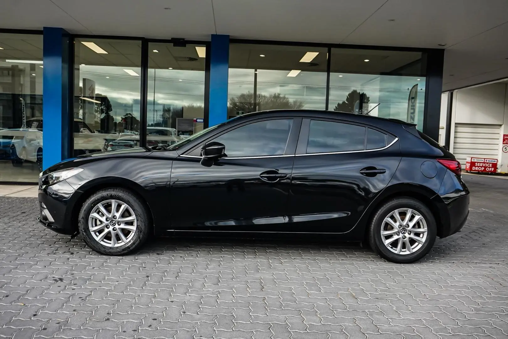 2015 Mazda 3 Gallery Image 3