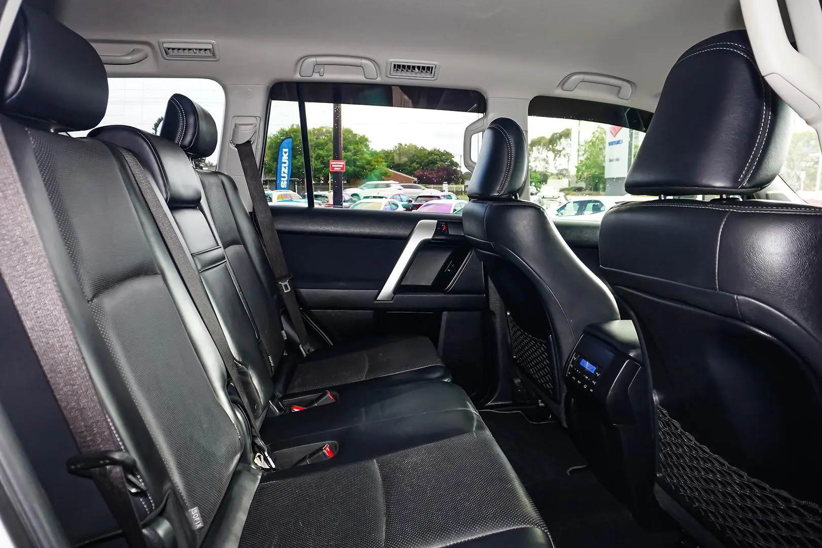 2019 Toyota Landcruiser Prado Gallery Image 8