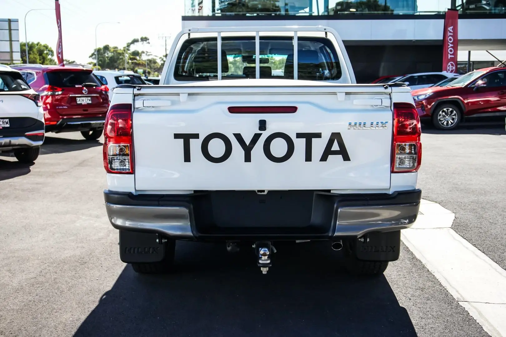 2021 Toyota Hilux Gallery Image 5