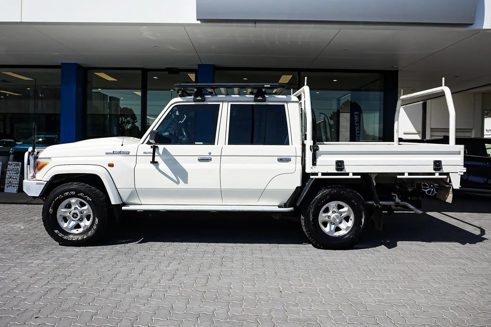 2020 Toyota Landcruiser Gallery Image 4