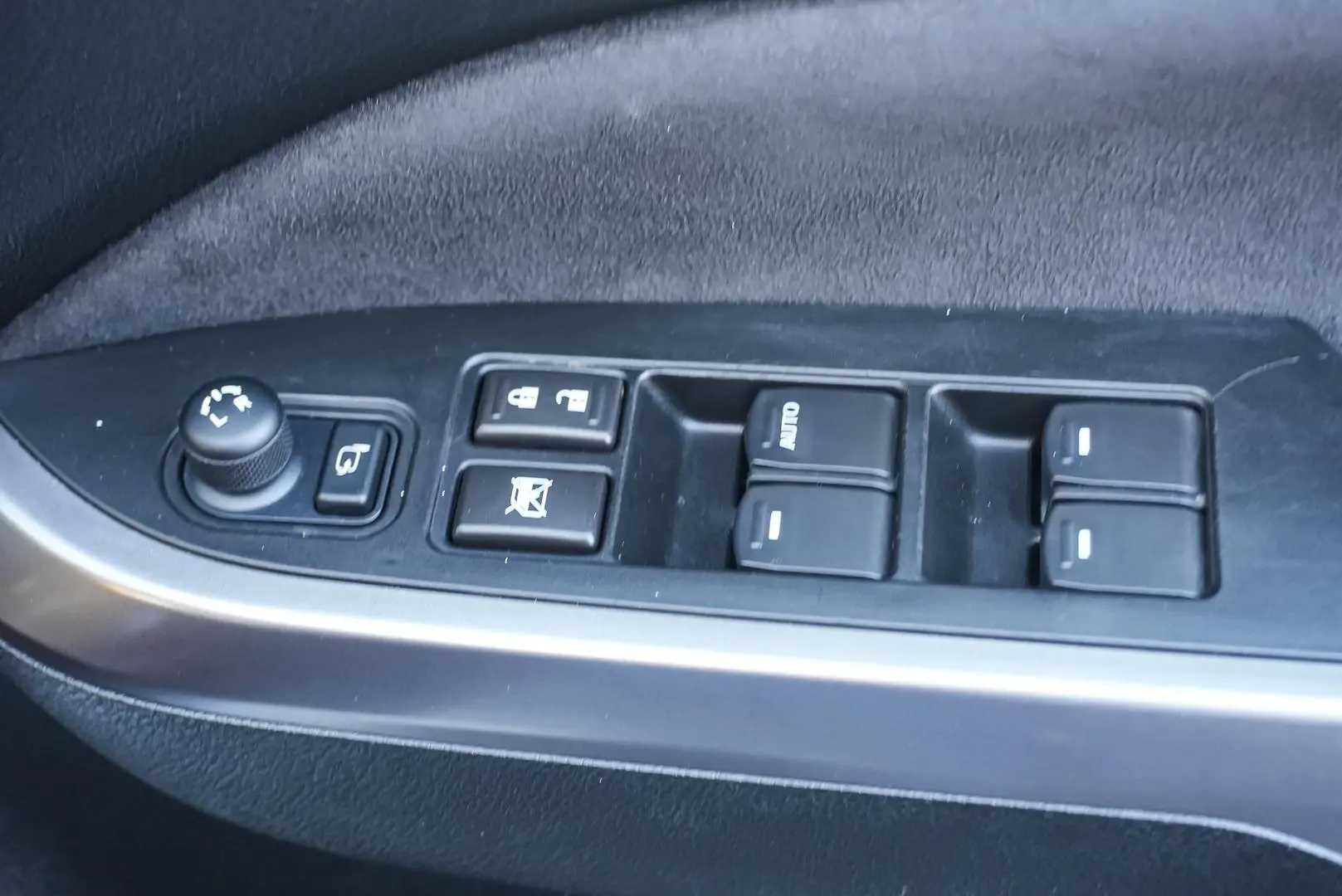 2022 Suzuki Vitara Gallery Image 18