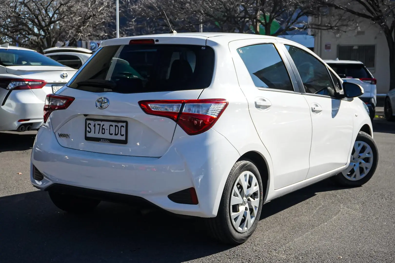 2019 Toyota Yaris Gallery Image 3