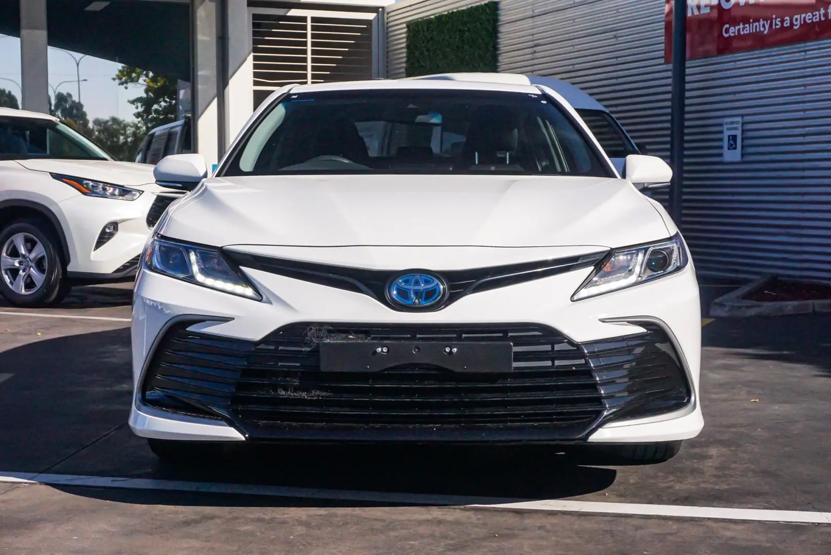 2021 Toyota Camry Gallery Image 4