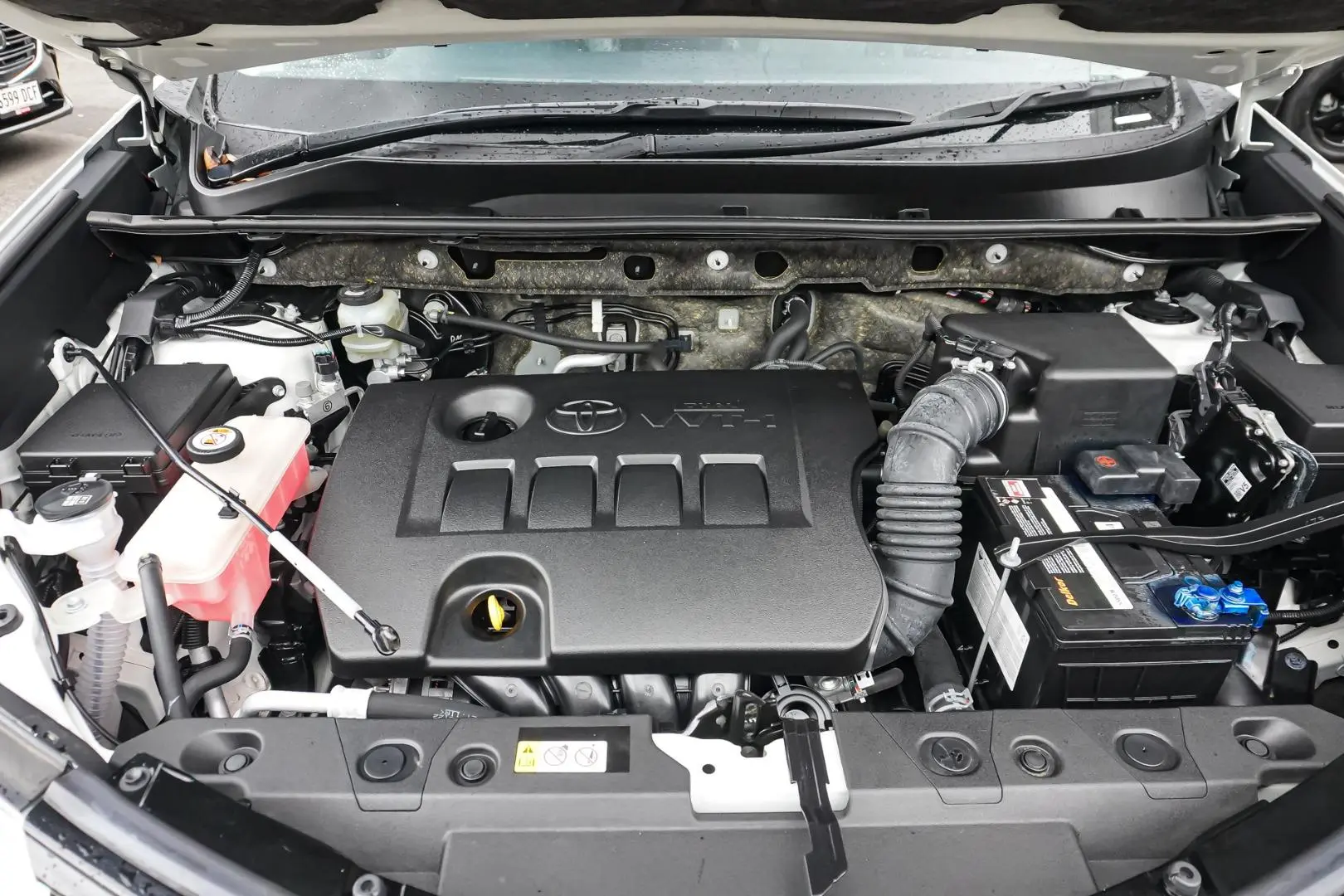 2018 Toyota RAV4 Gallery Image 23