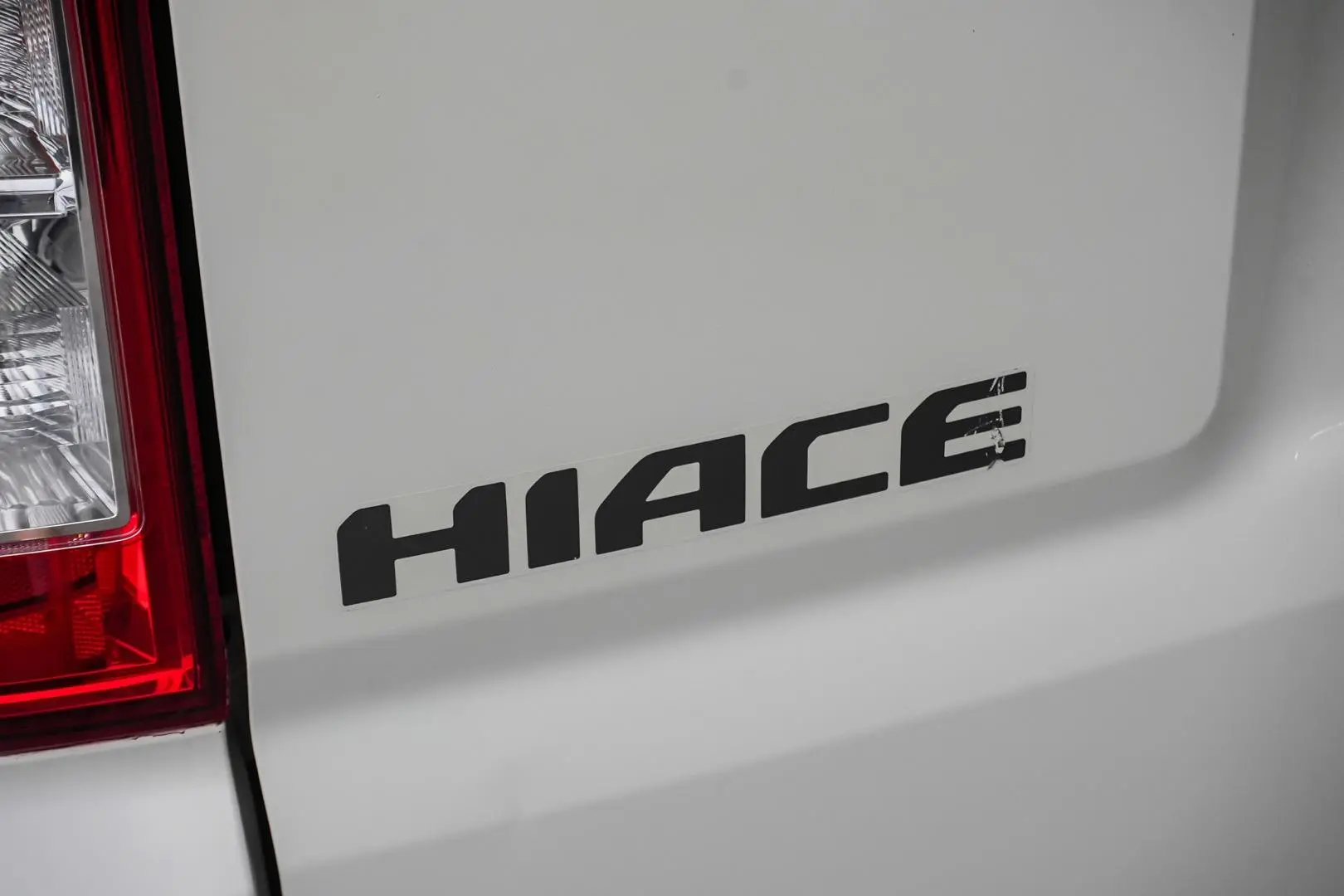 2021 Toyota Hiace Gallery Image 15