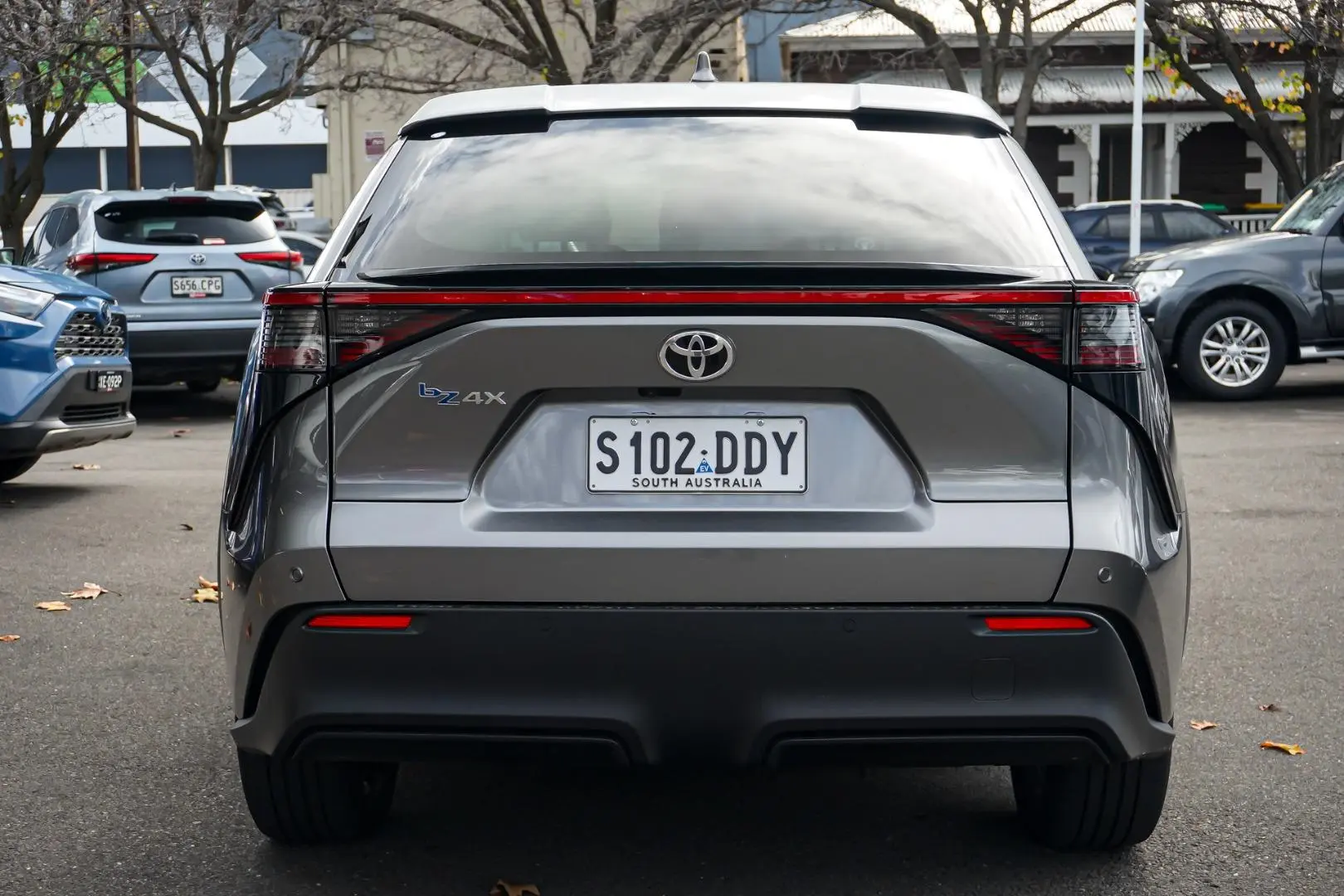 2024 Toyota bZ4X Gallery Image 6