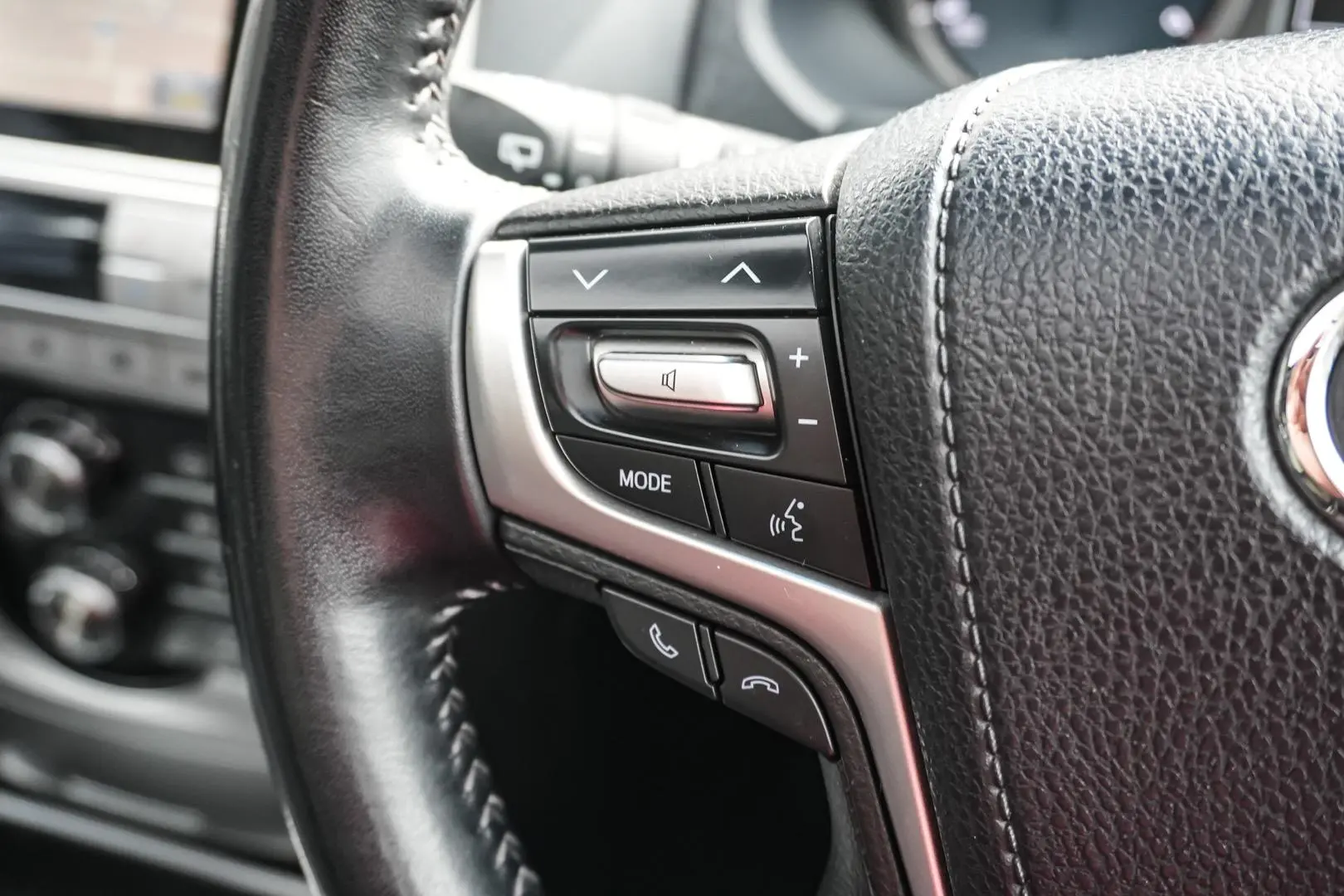 2019 Toyota Landcruiser Prado Gallery Image 22