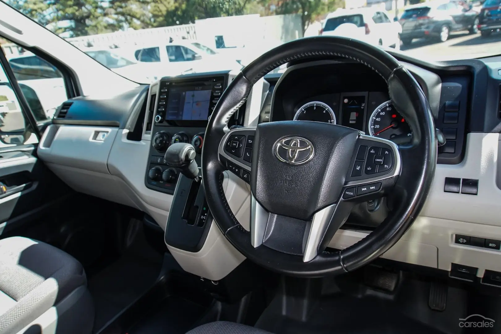 2019 Toyota Hiace Image 6