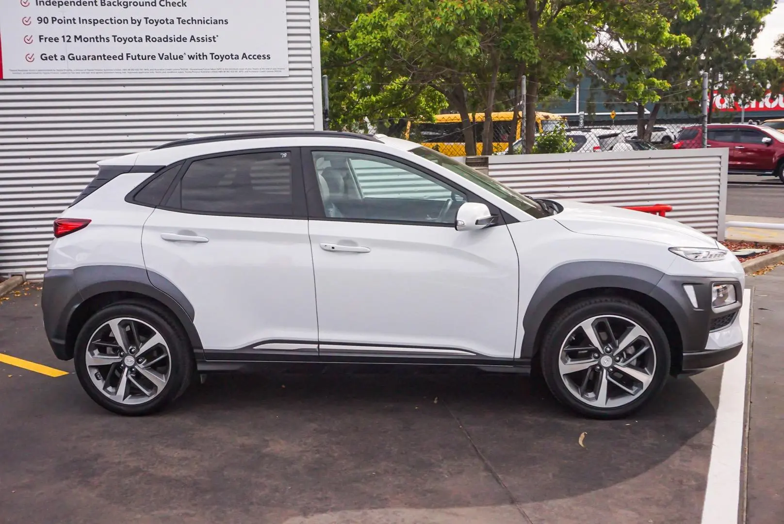 2019 Hyundai Kona Gallery Image 3