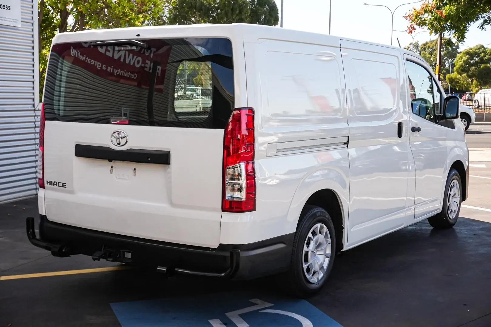 2021 Toyota Hiace Gallery Image 3