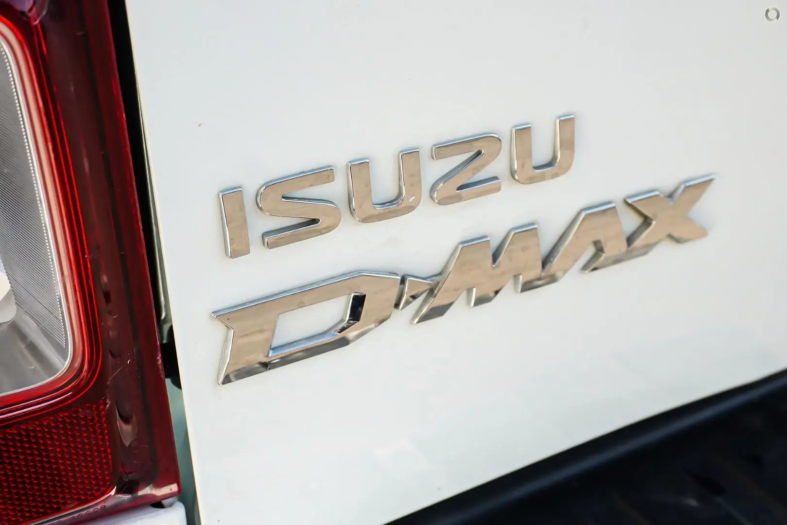 2020 Isuzu D-MAX Gallery Image 15