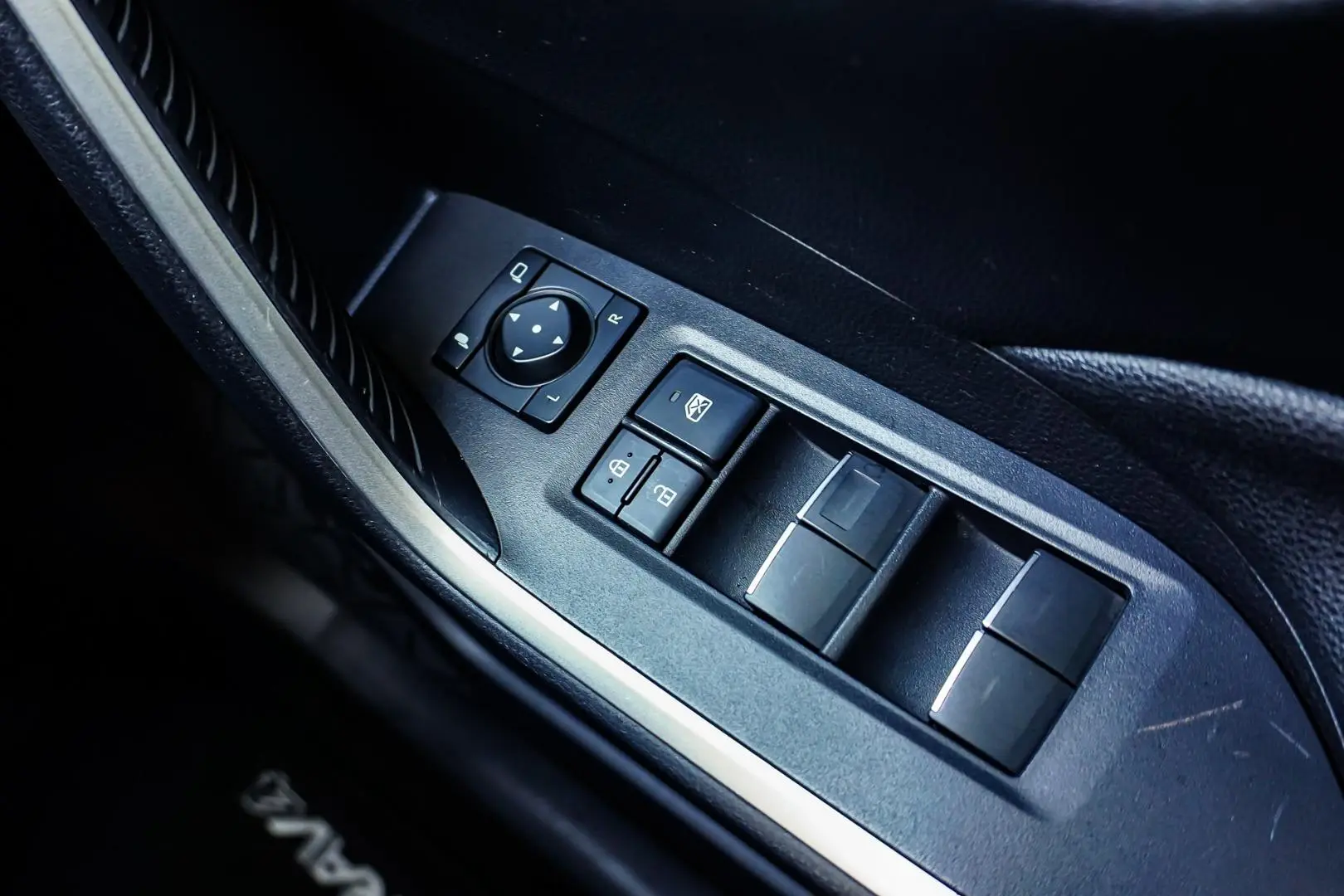 2021 Toyota RAV4 Gallery Image 22
