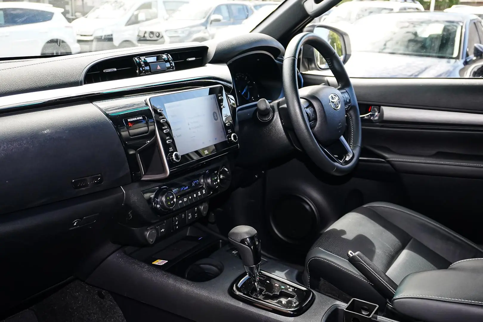 2024 Toyota Hilux Gallery Image 10