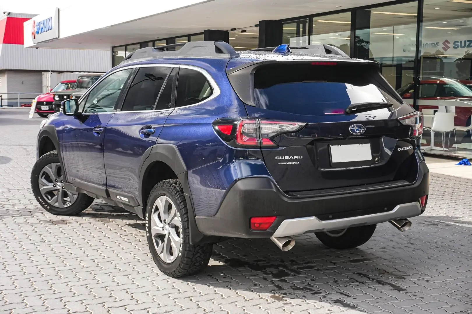 2020 Subaru Outback Gallery Image 3