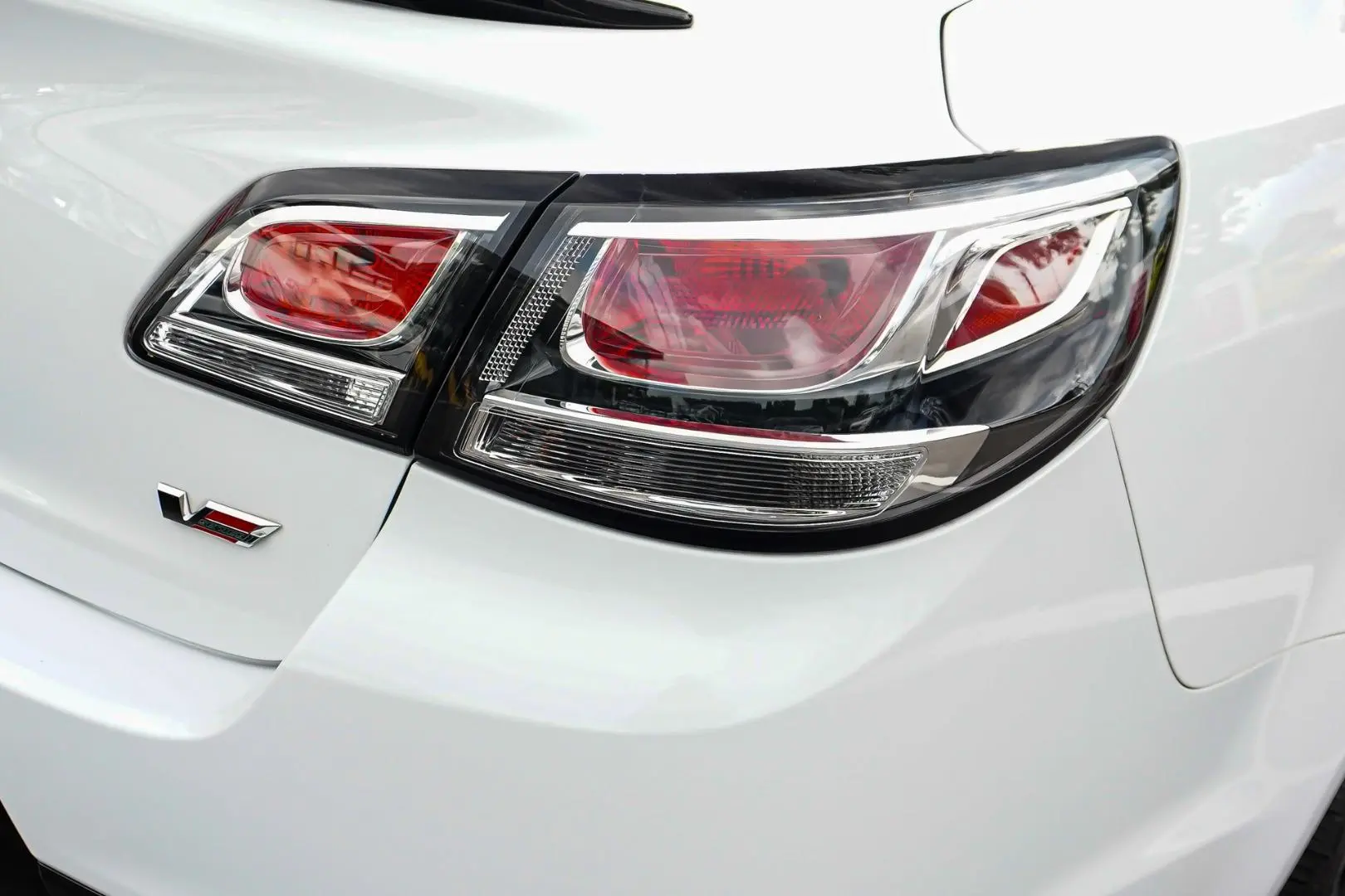 2017 Holden Commodore Gallery Image 14