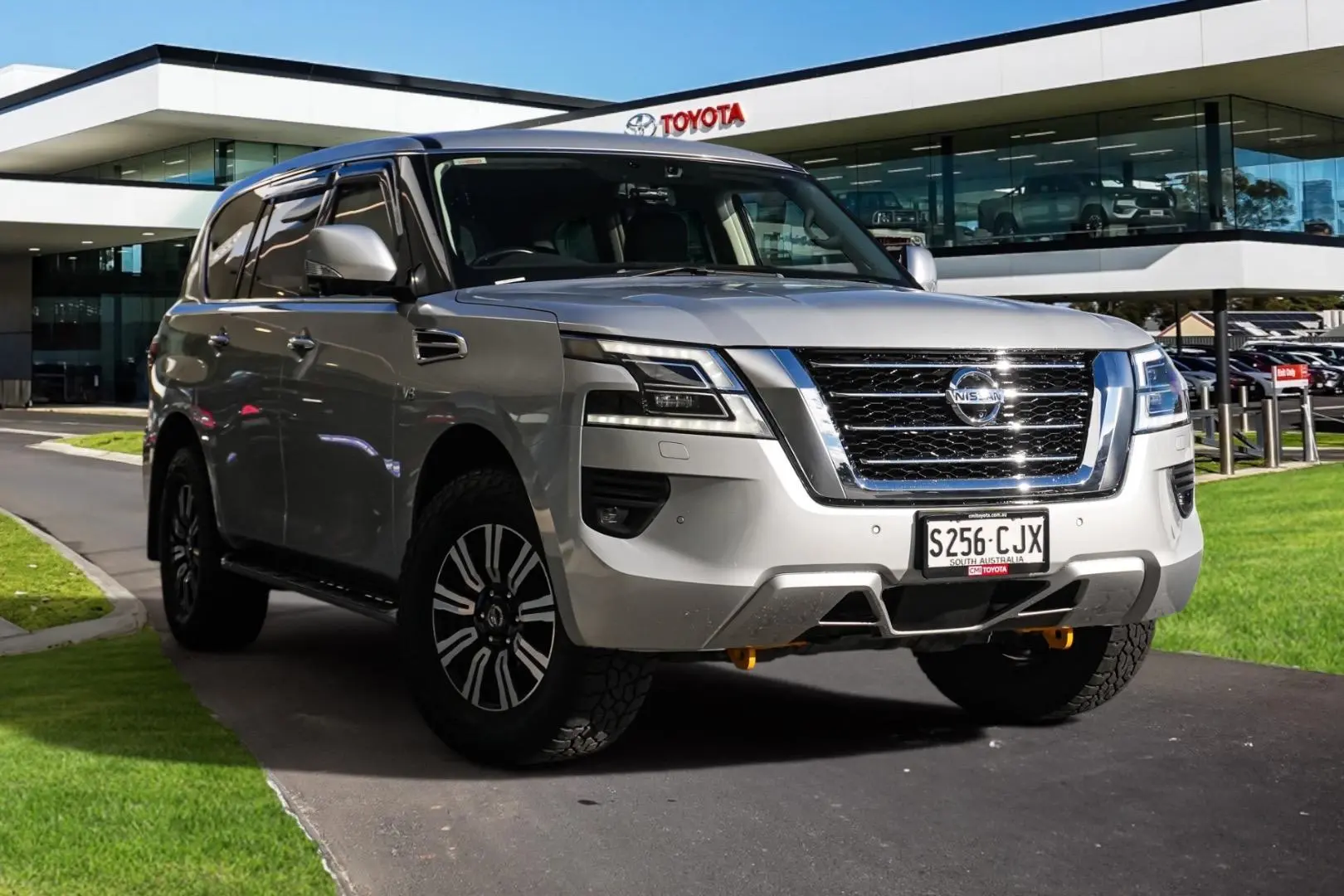 2021 Nissan Patrol Image