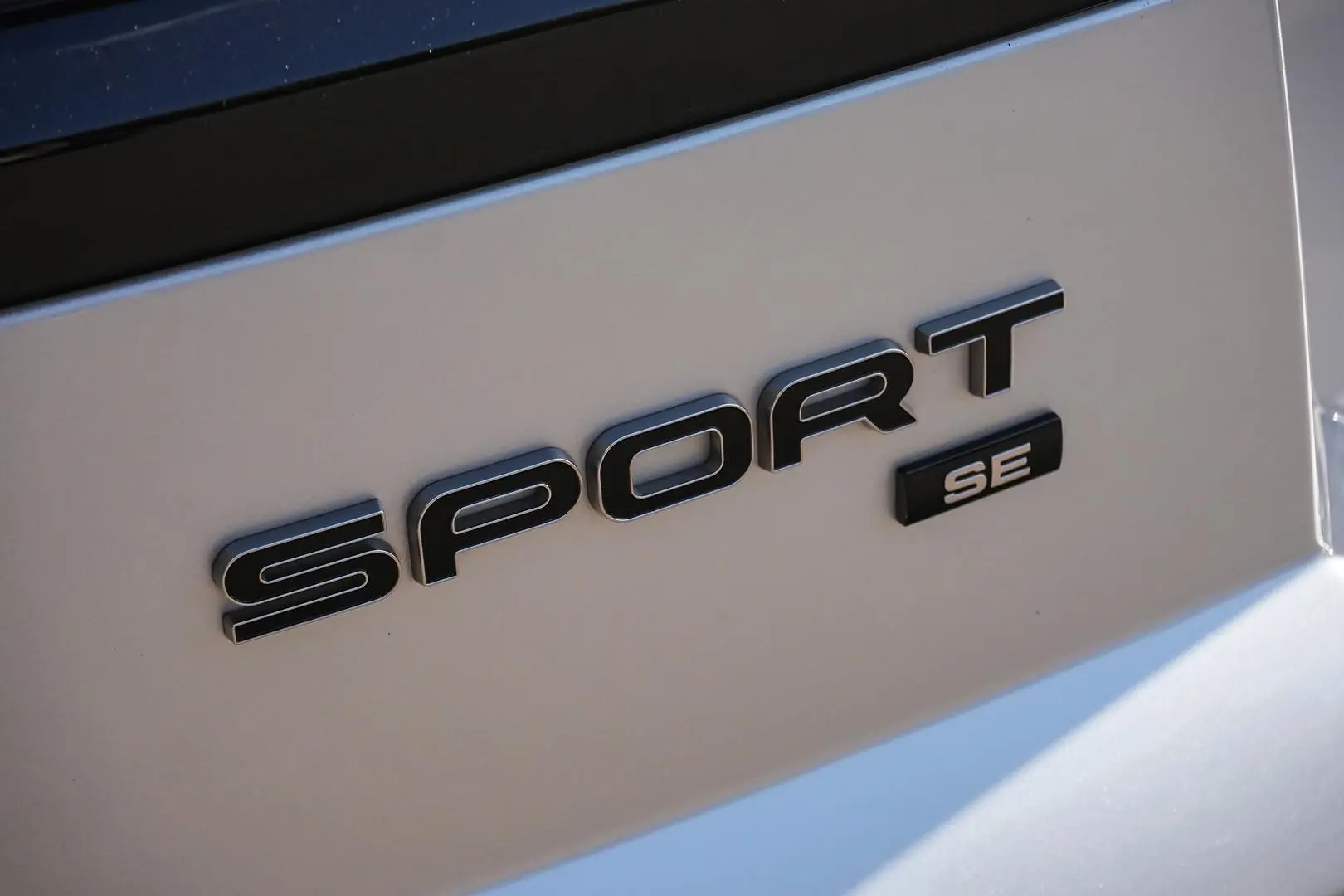 2021 Land Rover Range Rover Sport Gallery Image 14