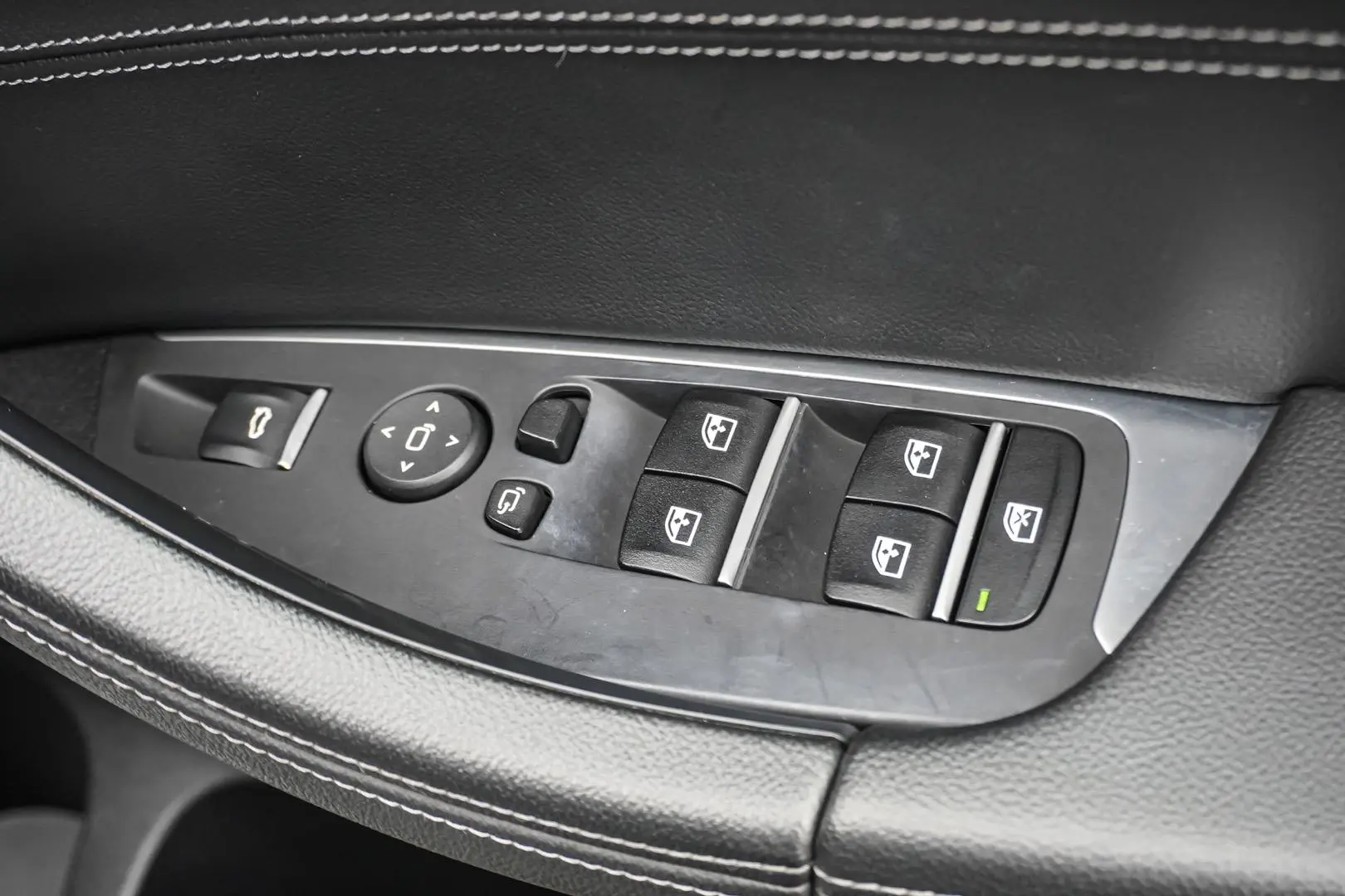 2019 BMW X4 Gallery Image 19