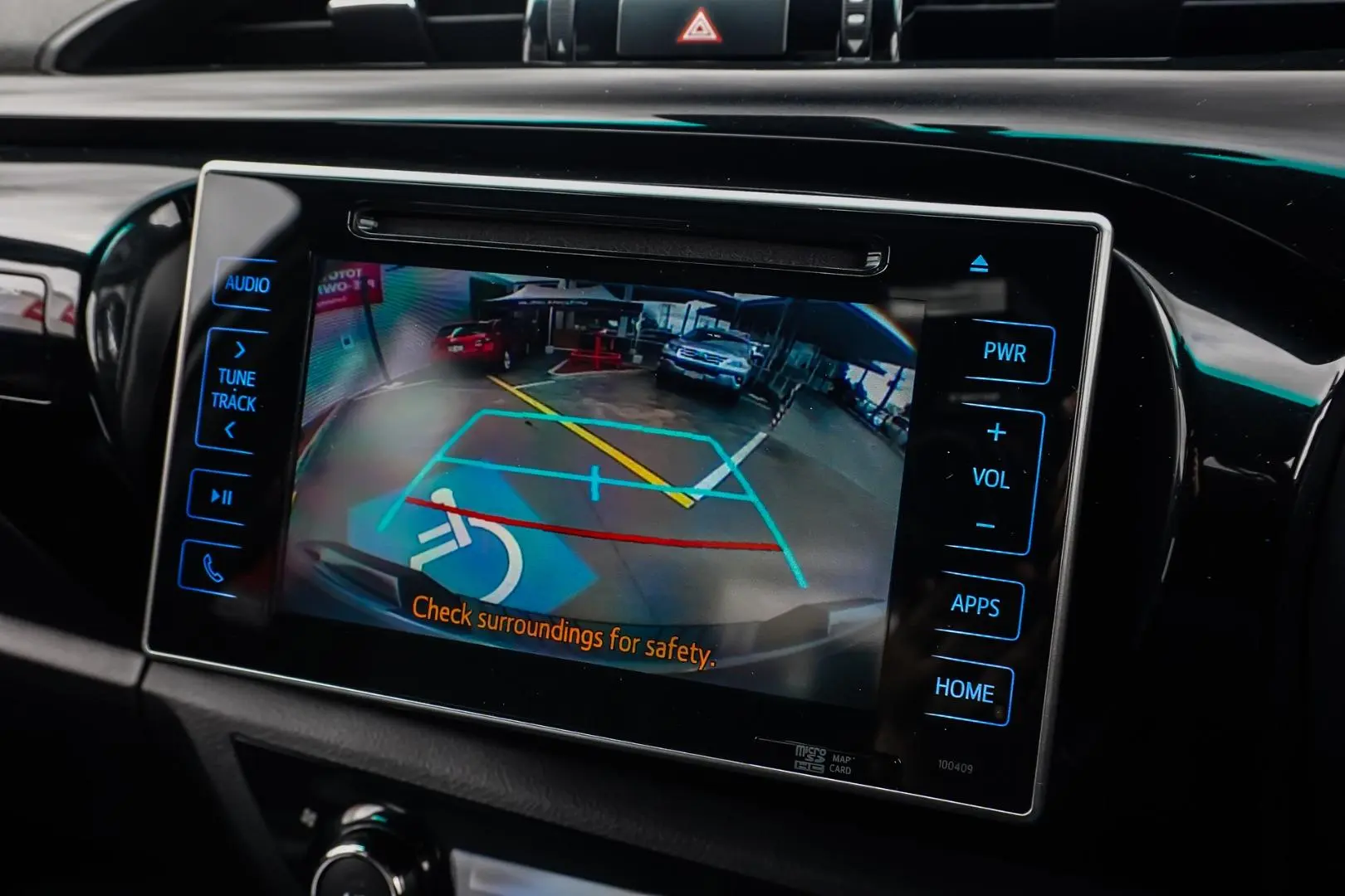 2020 Toyota Hilux Gallery Image 22