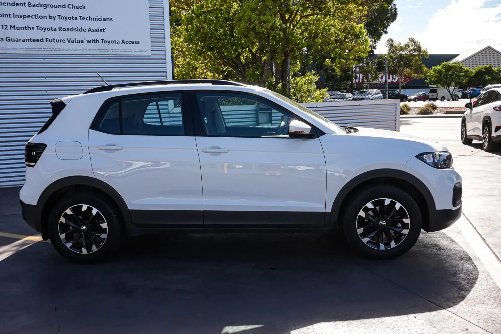 2022 Volkswagen T-Cross Gallery Image 4