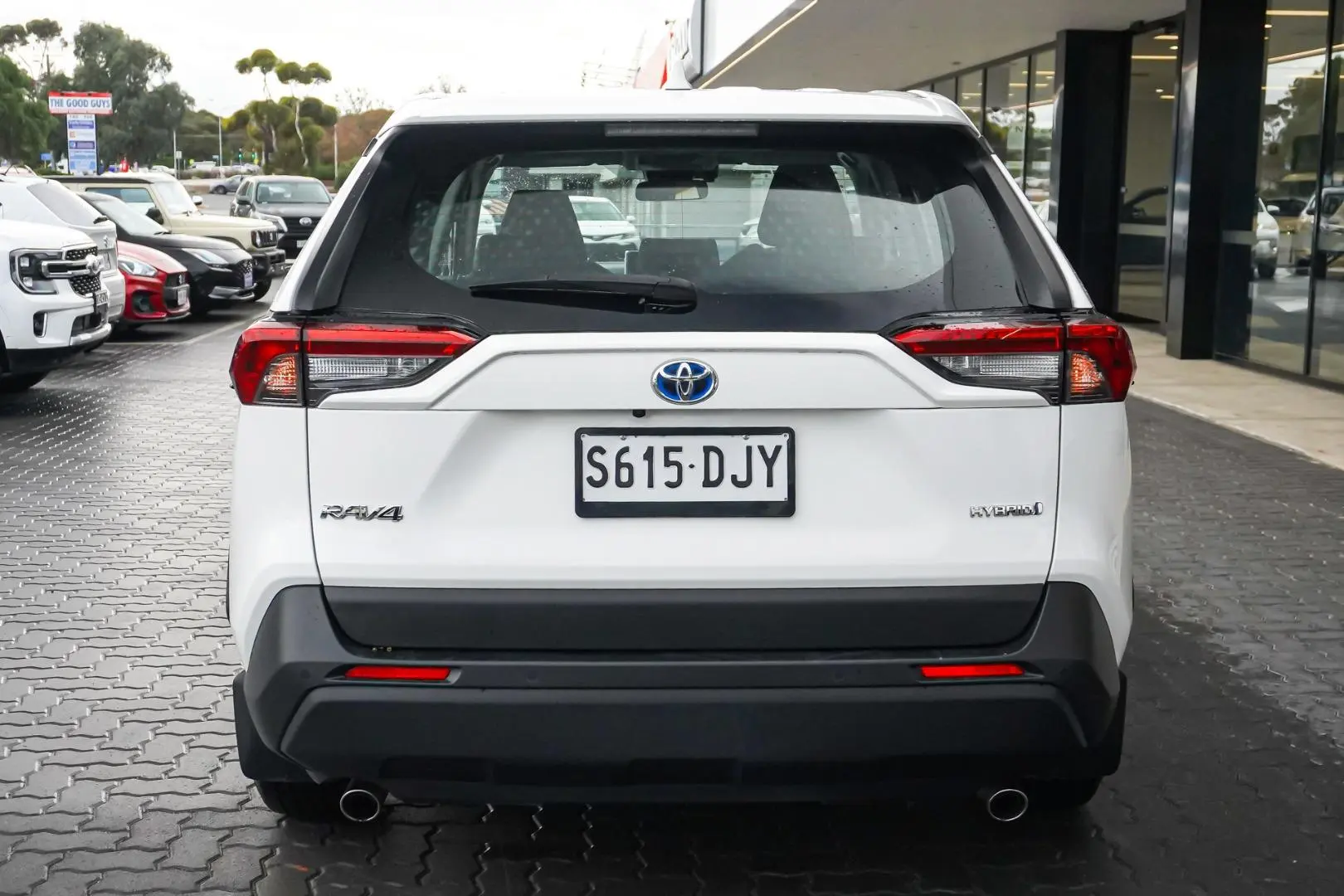 2024 Toyota RAV4 Gallery Image 6
